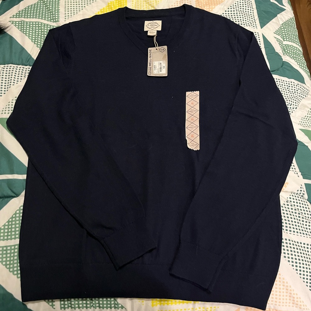 Men's Navy Sweater
